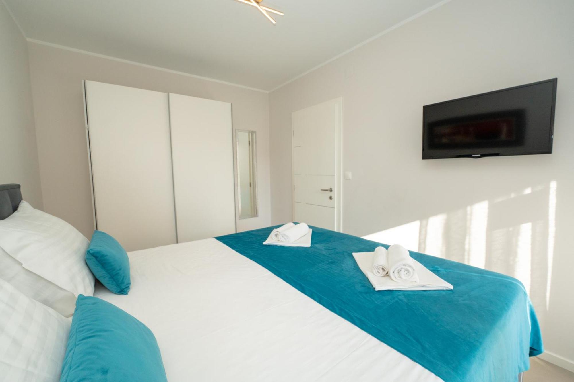 Relax Apartments Novalja Exterior photo