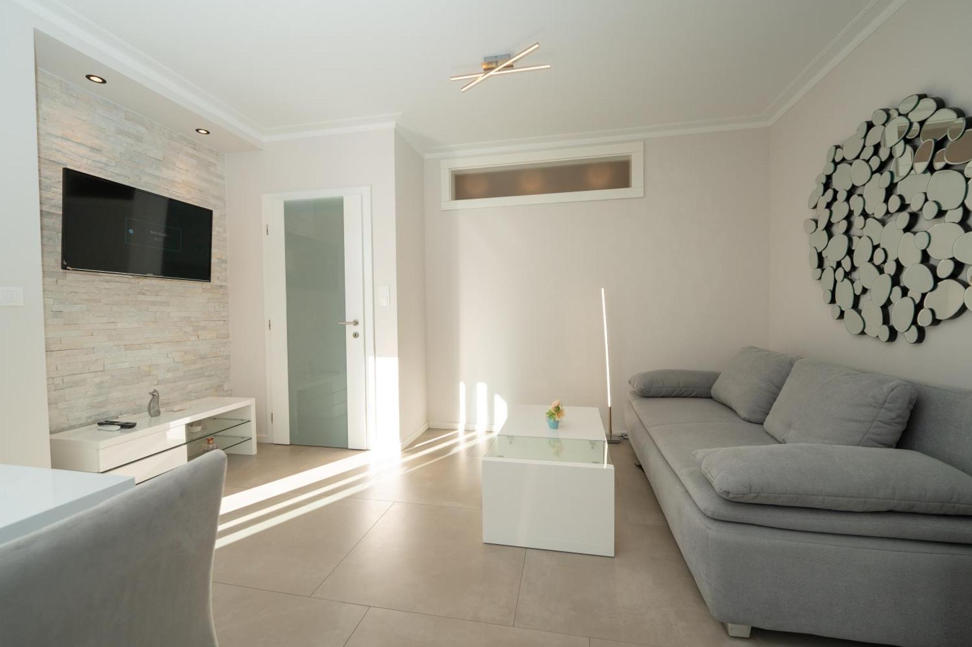 Relax Apartments Novalja Exterior photo